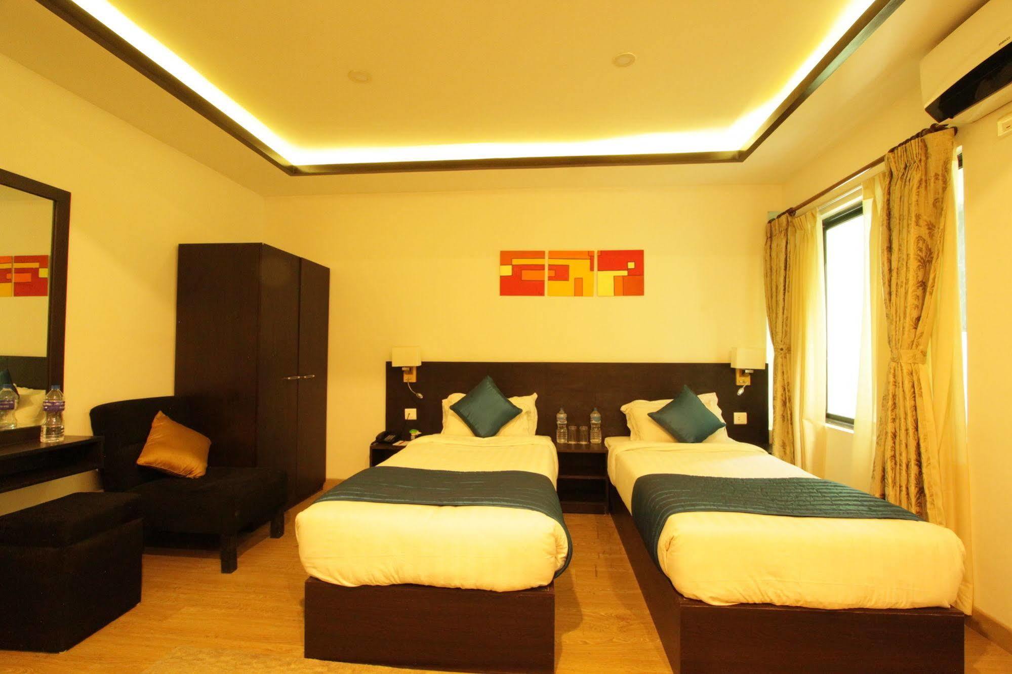 Gaju Suite Hotel Kathmandu Luaran gambar