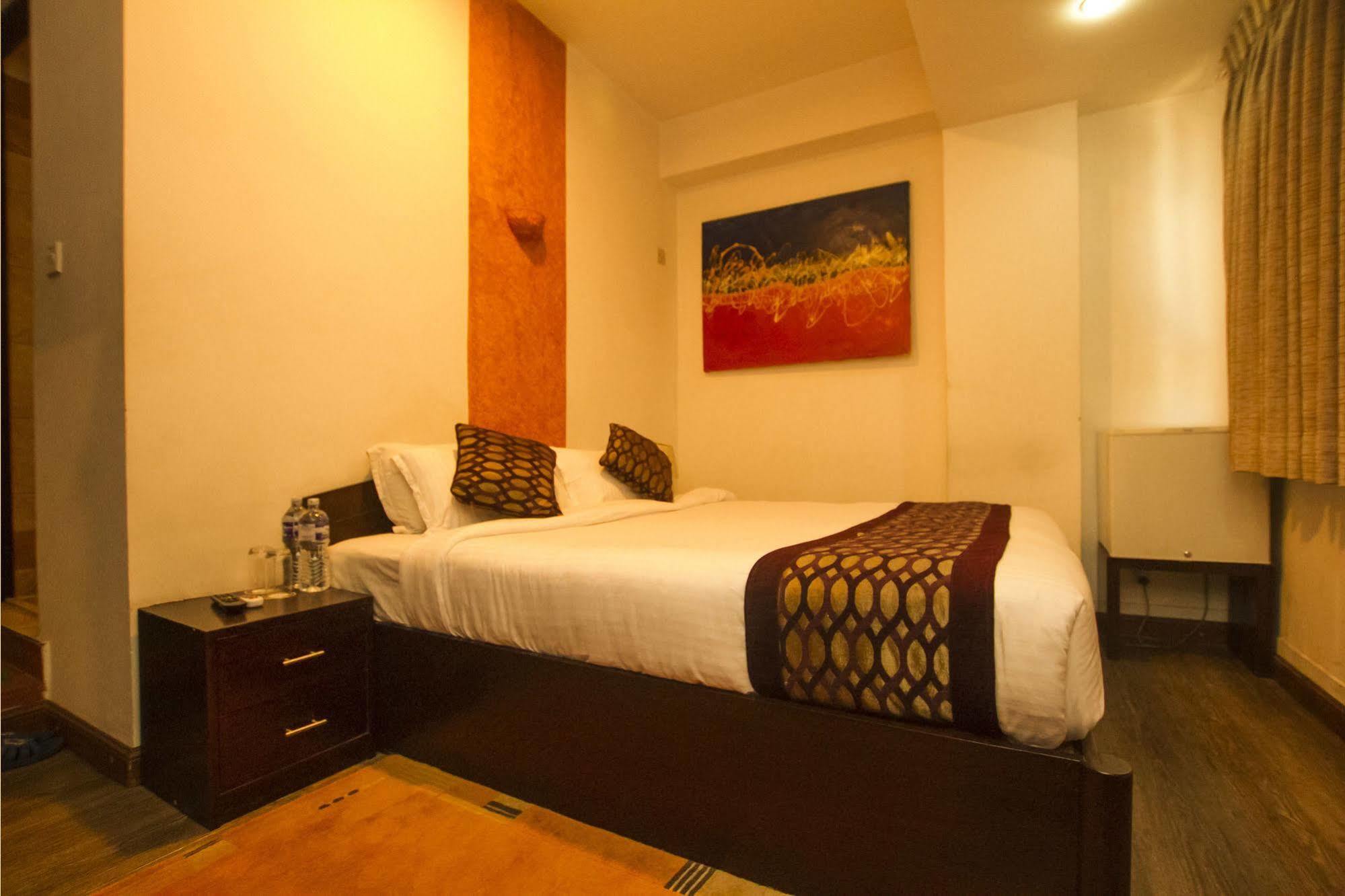 Gaju Suite Hotel Kathmandu Luaran gambar