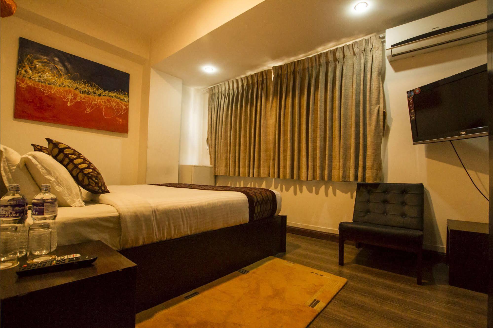 Gaju Suite Hotel Kathmandu Luaran gambar