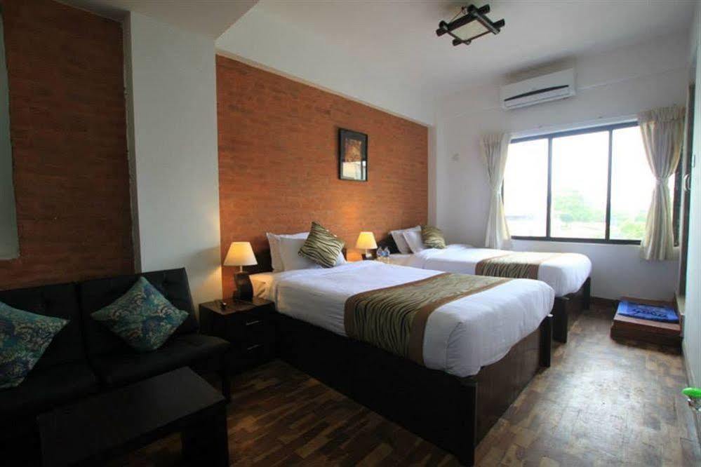 Gaju Suite Hotel Kathmandu Luaran gambar