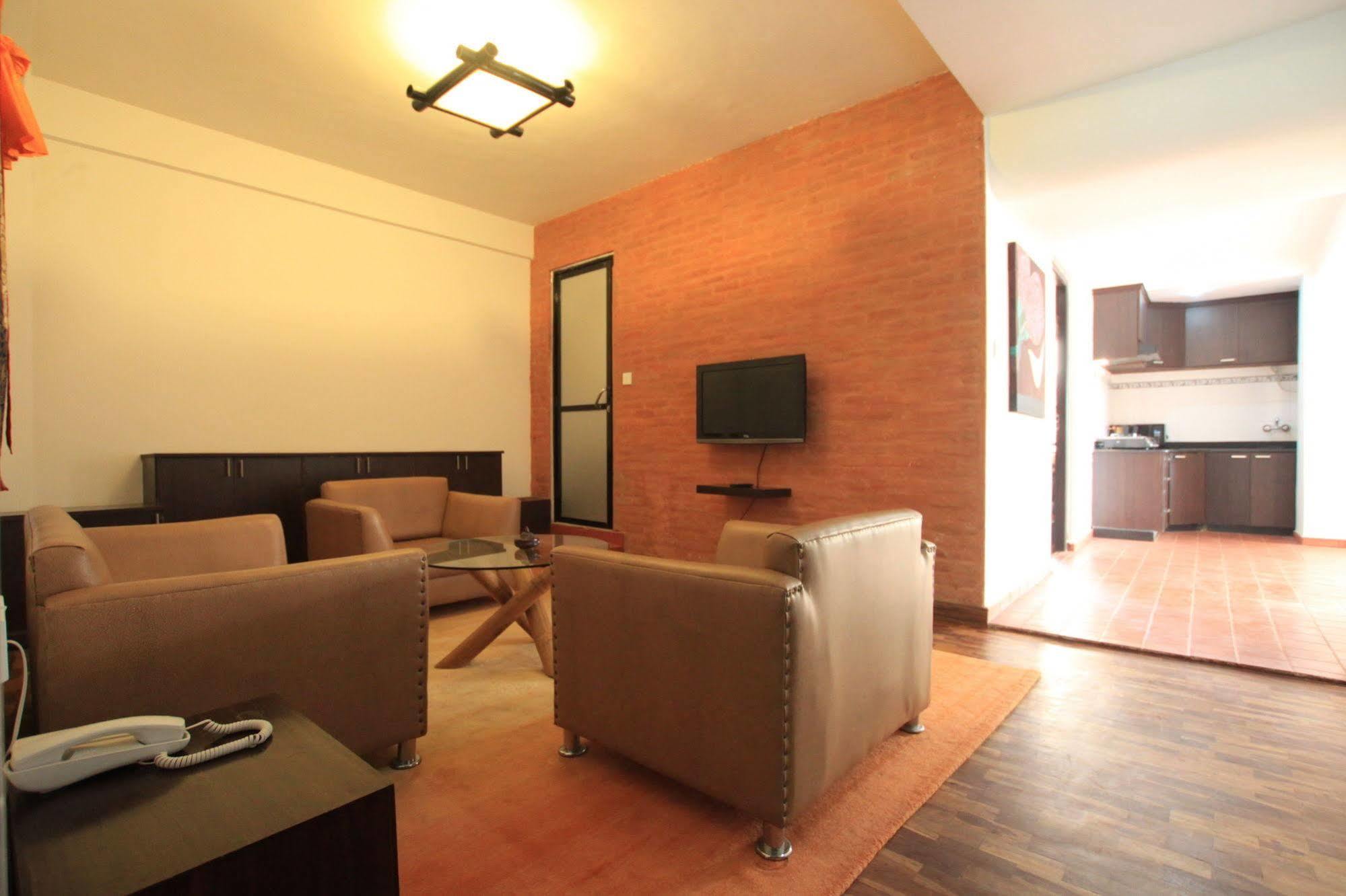 Gaju Suite Hotel Kathmandu Luaran gambar
