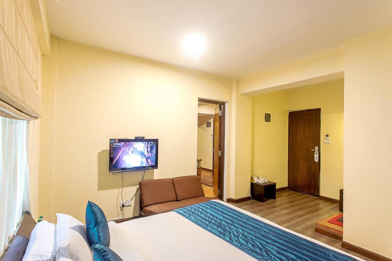 Gaju Suite Hotel Kathmandu Luaran gambar